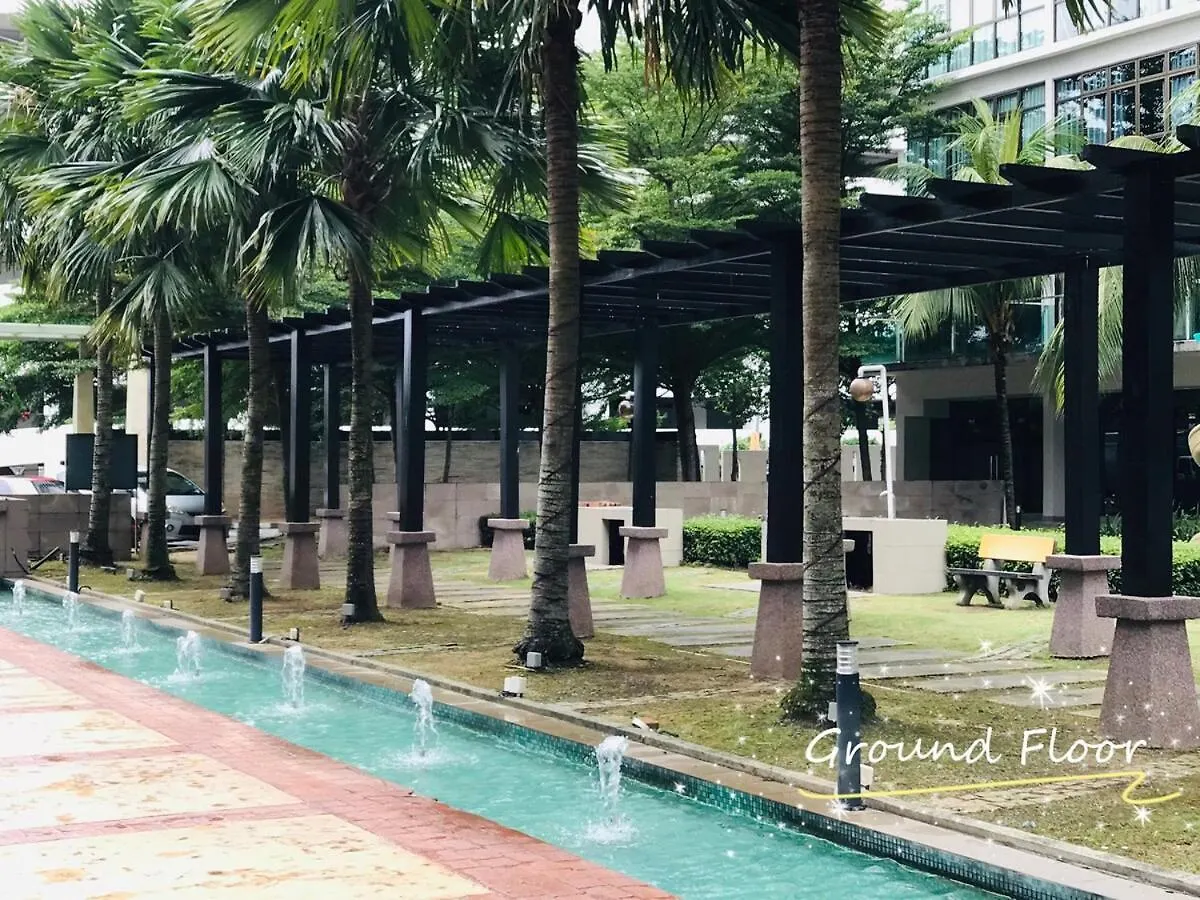 Jb High-Floor Studio 4Pax W Tv Box - Aeon Toppen Johor Bahru Appartement