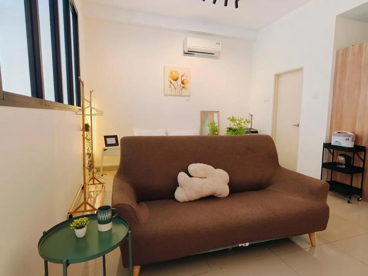 Jb High-Floor Studio 4Pax W Tv Box - Aeon Toppen Johor Bahru